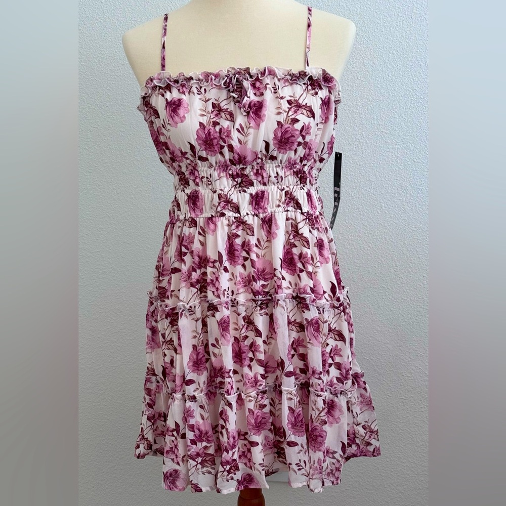 NWT Trixxi sleeveless floral ruffle dress